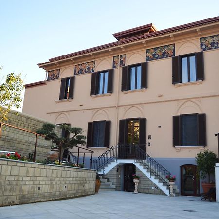 Villa Agostino Luxury B&B วีโกเอเกวนเซ ภายนอก รูปภาพ