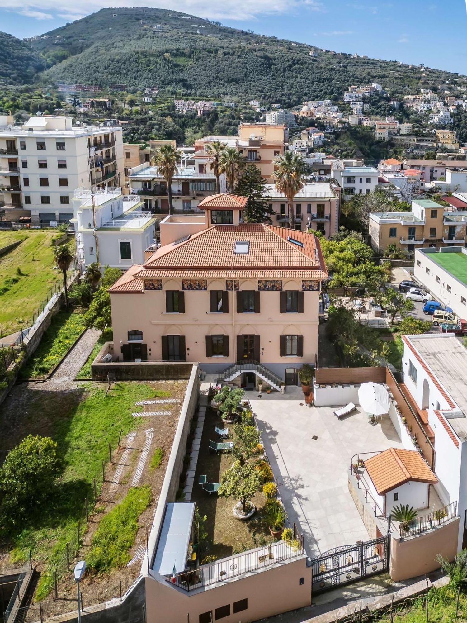 Villa Agostino Luxury B&B วีโกเอเกวนเซ ภายนอก รูปภาพ