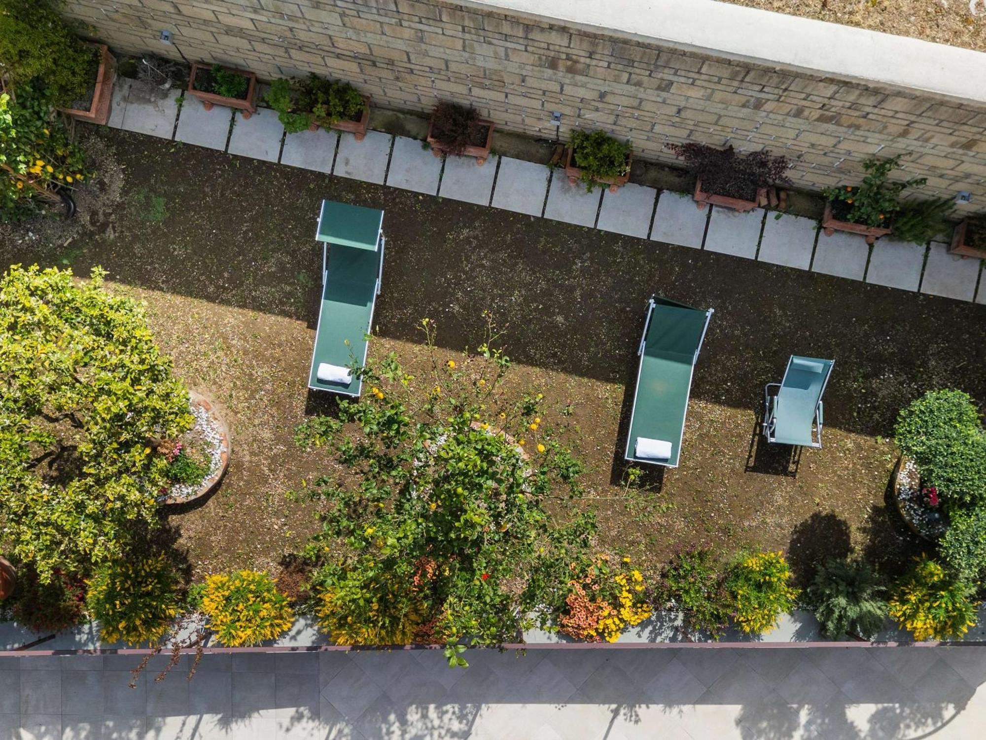 Villa Agostino Luxury B&B วีโกเอเกวนเซ ภายนอก รูปภาพ